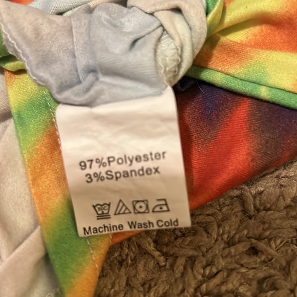 Cropped tye die shirt - Picture 4 of 5